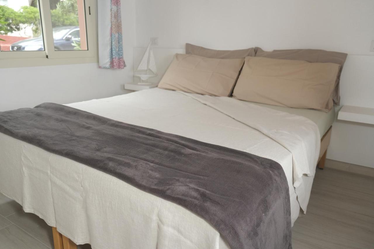 Villaggio Camping Torre Del Porticciolo 포르토 콘테 객실 사진