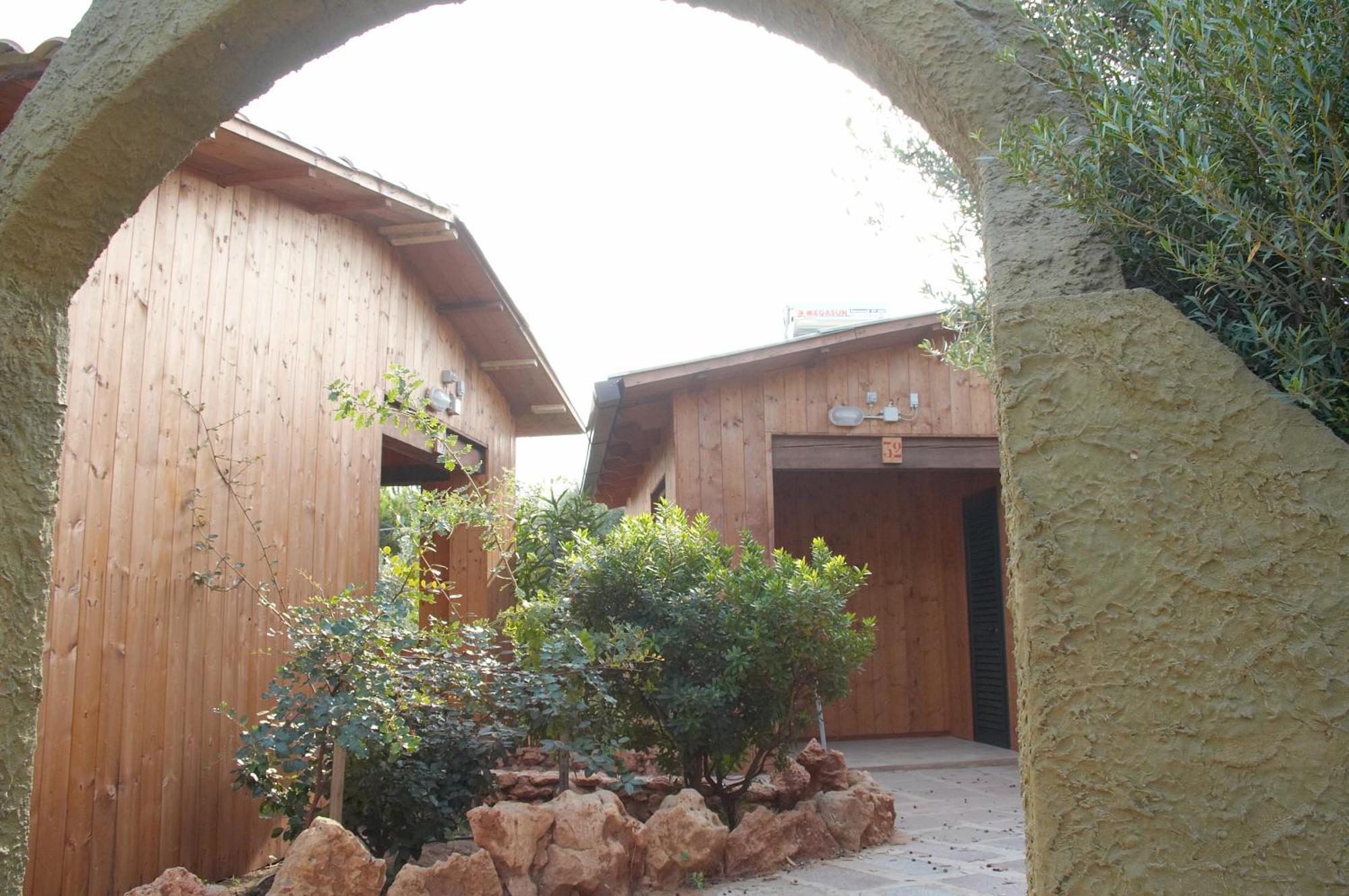 Villaggio Camping Torre Del Porticciolo 포르토 콘테 외부 사진