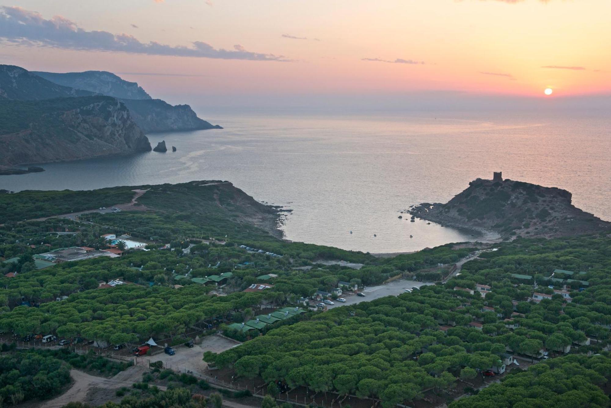 Villaggio Camping Torre Del Porticciolo 포르토 콘테 외부 사진